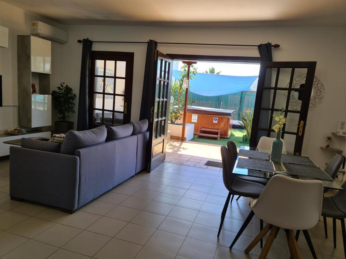 Villa Luxury Playa Blanca エクステリア 写真